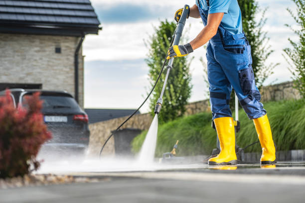 Best Pool Deck Cleaning  in Olean, NY